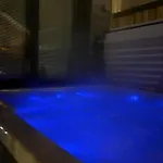 Le Lingonberry D3 Ski-in Ski-out, Hot Tub By Aavalevi *