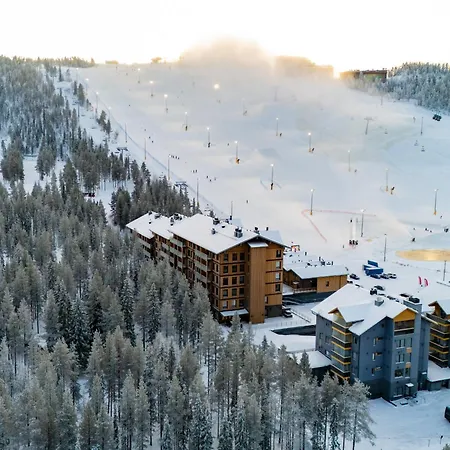 Le Lingonberry D3 Ski-in Ski-out, Hot Tub By Aavalevi Levi