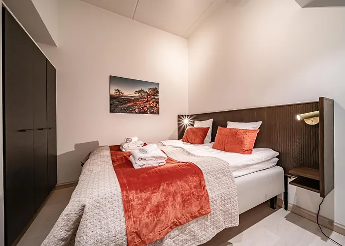 Le Lingonberry D3 Ski-in Ski-out, Hot Tub By Aavalevi *